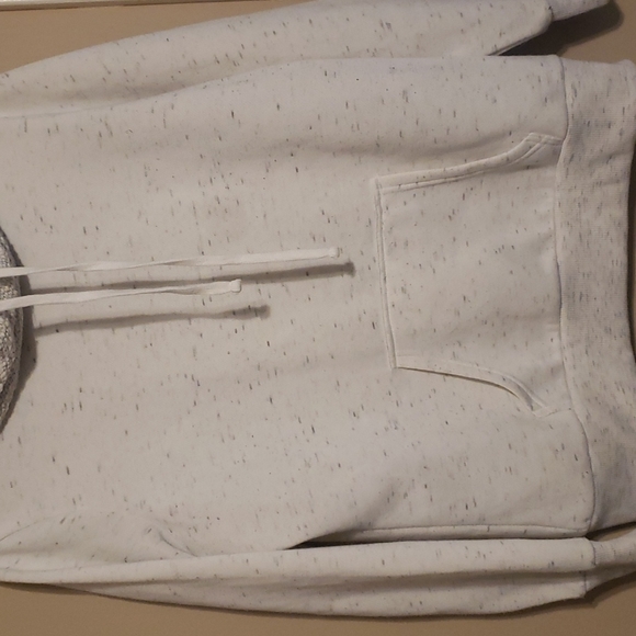 Sweater - Picture 2 of 3